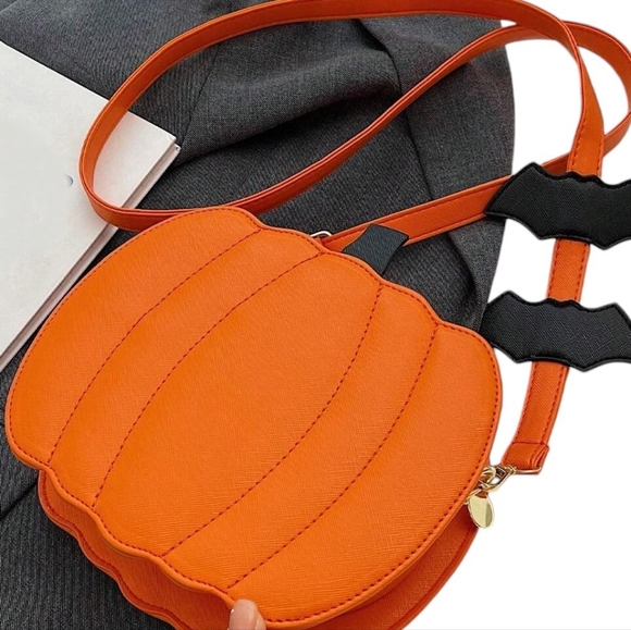 Jack O’ Lantern pumpkin purse Halloween - Picture 5 of 7